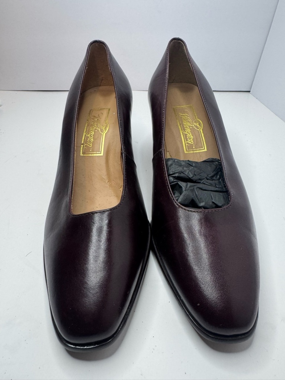 Worthington 'Dianne' Burgundy Leather Pumps Women's Size 6.5M